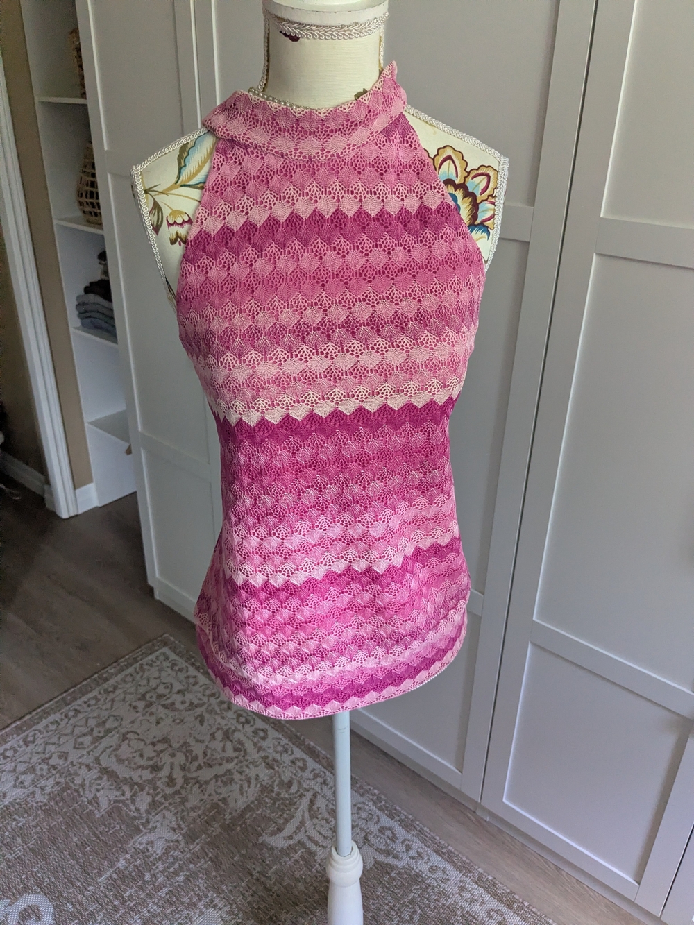 Suzy Shier Pink Lace Trim Tank Top